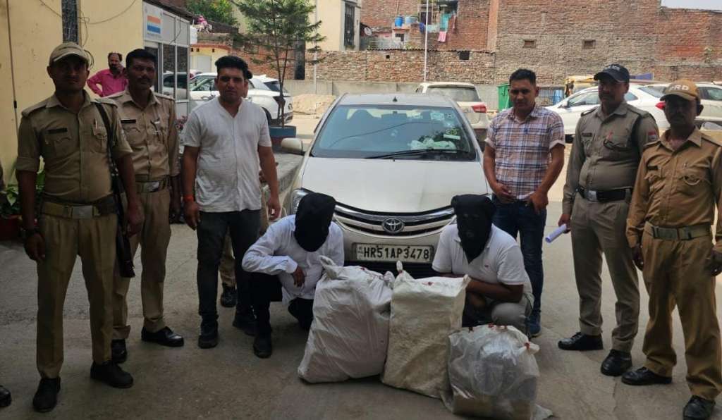 फर्जी वकील सहित दो नशा तश्कर 47 किलो गांजे के साथ गिरफ्तार।