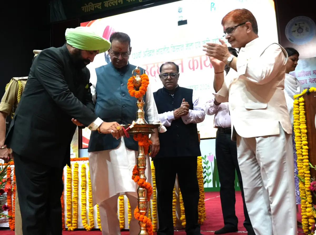 पंतनगर में 120वें किसान मेले का शुभारंभ,राज्यपाल ने कहा— ‘समृद्ध किसान और आधुनिक तकनीक से बनेगा सशक्त उत्तराखण्ड।
