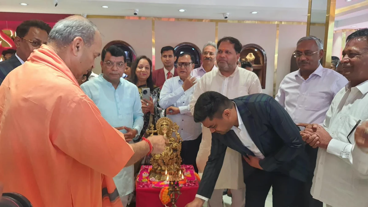 सुनारीका गोल्ड एंड डायमंड के छठे भव्य शोरूम का शुभारंभ।