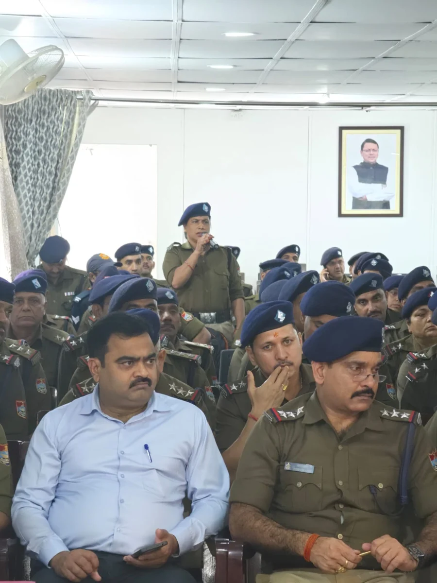 अपराधियों पर नकेल कसने और पुलिसिंग में जवाबदेही तय करने को एसएसपी अजय गणपति सख्त, मासिक अपराध गोष्ठी में दिए कड़े निर्देश।